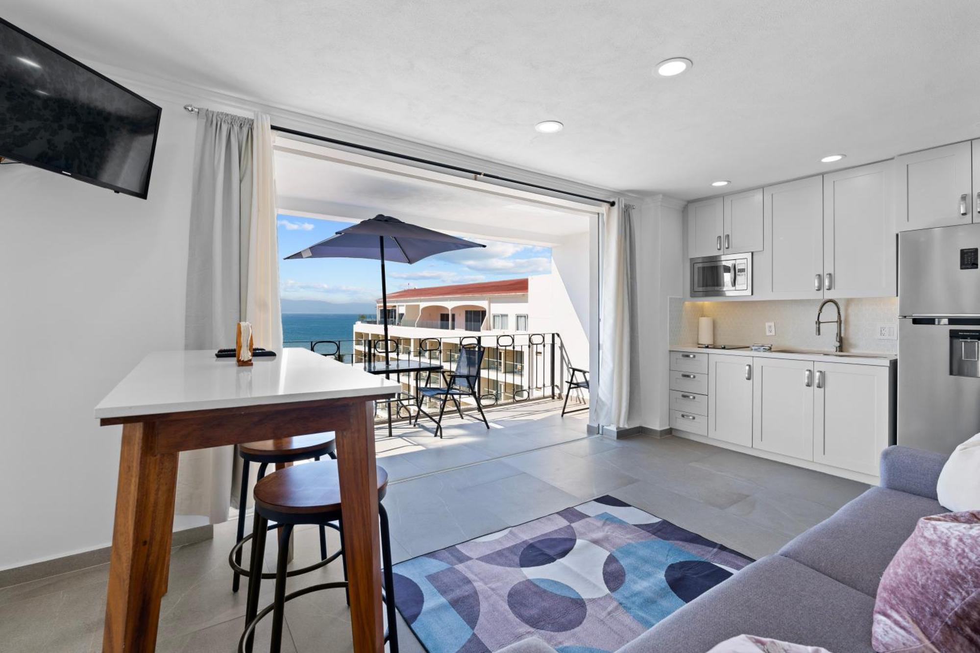 פוארטו ואלארטה Luxury Condo Just Steps Away From The Beach! מראה חיצוני תמונה